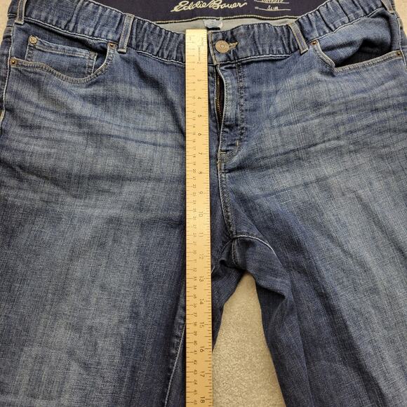 Eddie Bauer Boyfriend Fit Slim Leg Jeans Women's Plus Size 20W Stretch Denim - Picture 4 of 8